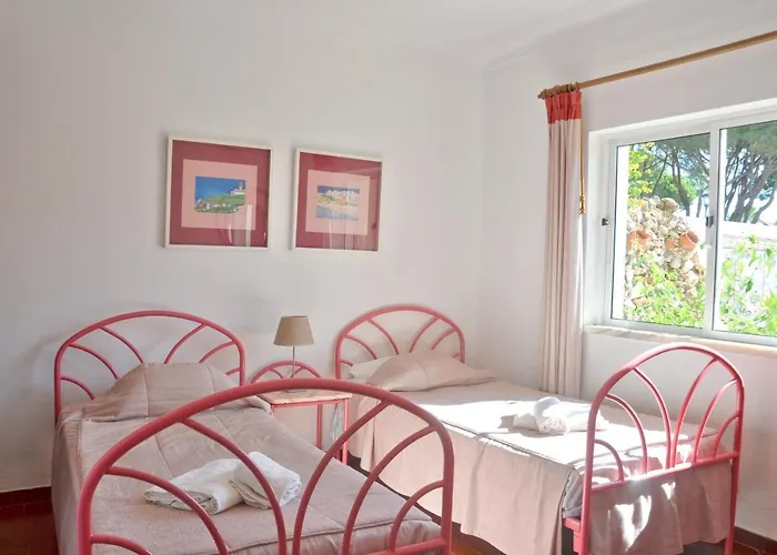 Stylish Well-equipped, Private Pool, Close To Amenities, Free Ac Wifi *
