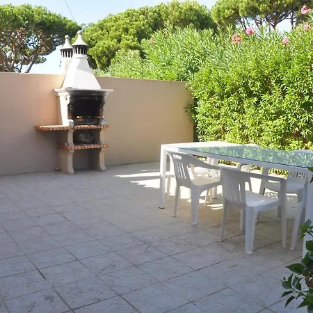 Comfortable And Well Equipped Terrace With Private Pool And Air Conditioni * Quarteira