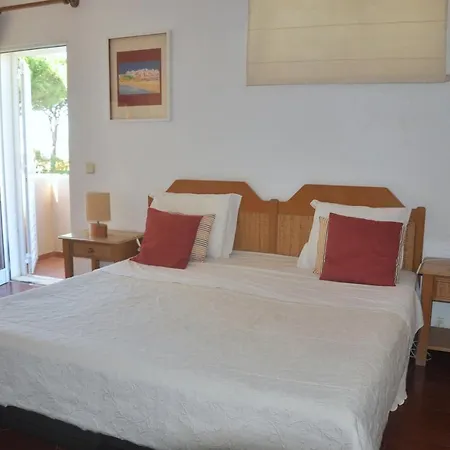 Comfortable And Well Equipped Terrace With Private Pool And Air Conditioni Villa *